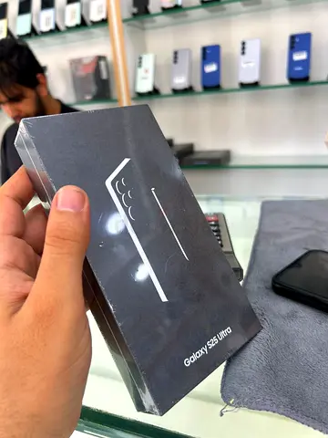 Samsung Galaxy S25 Ultra 1 TB TRA Double Sim Box Packed New Fresh Stock Available