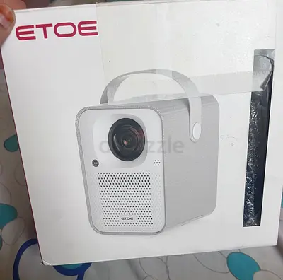 ETOE Portable Mini Projector (new in box)