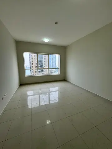 3-bedroom apartment with a living room and maid's room for annual rent in Al Khan, Sharjah, near Al