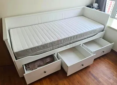 IKEA Hamnes Day bed with 3 storage drawers underneath and with 2 IKEA mattresses