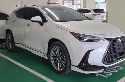 Lexus NX 350h Platinum 2025 - GCC Specs - Under warranty  service contract
