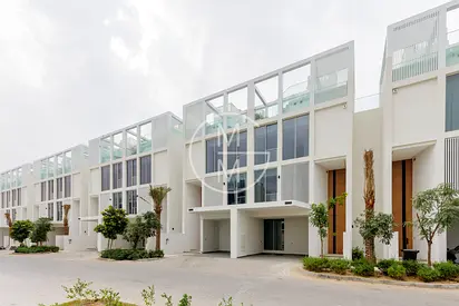 Brand New | Stunning Community | Middle Row