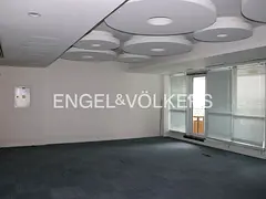 Premium Location I Ready to Move I Balcony