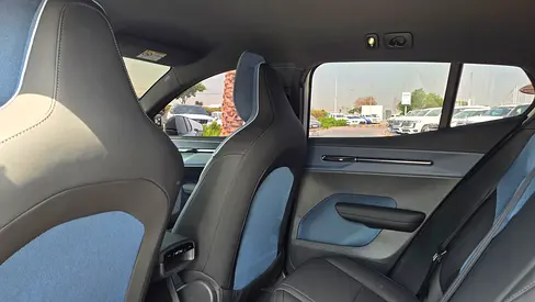 صورة 14 لـ 2024 Volvo EX30