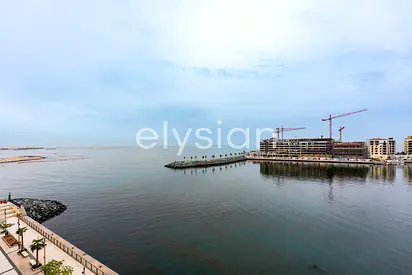 Amazing View | Prime Location | Sea View