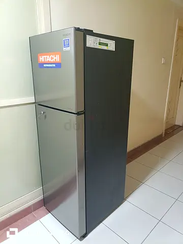 Hitachi Top-Freezer Refrigerator - 2-Door, Good Condition