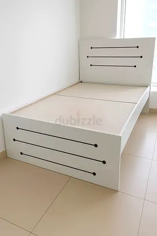 Sell Brand new wooden bed frame
