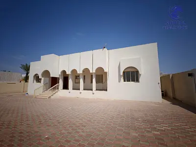Al Dhait North 5 BR Villa with large compound