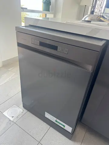 Hisense Dishwasher - 2 months old