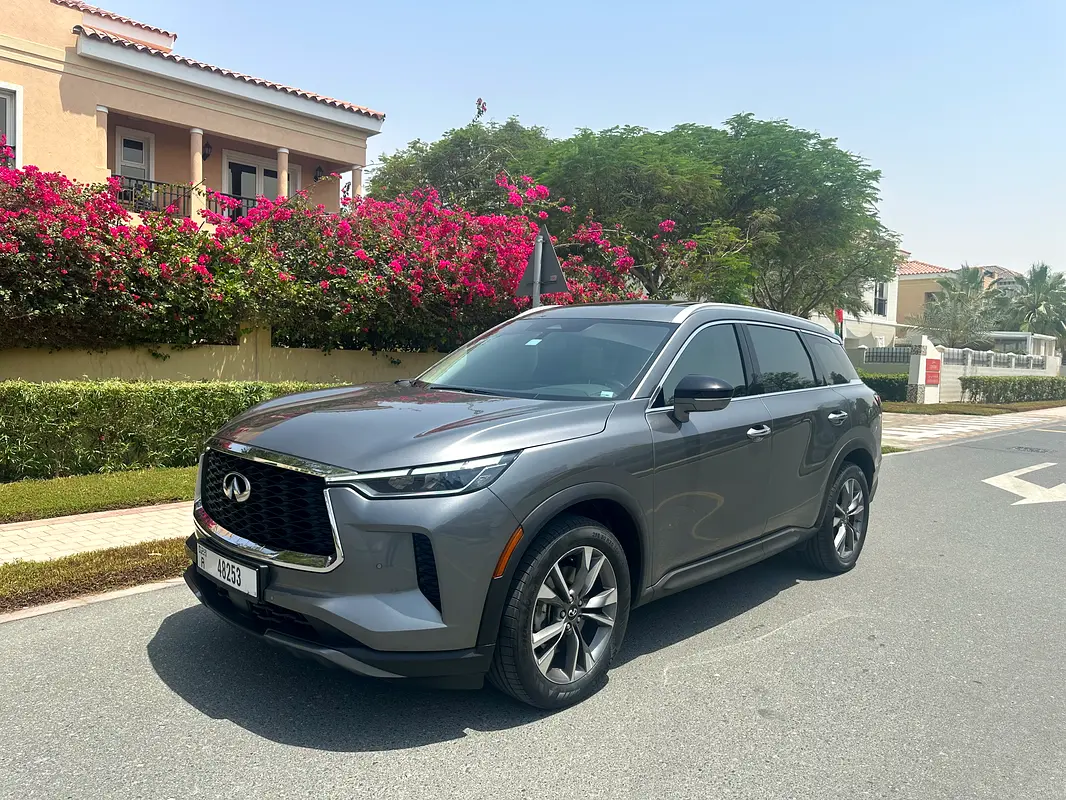 Infiniti QX60 2022 — photo 1 of 19