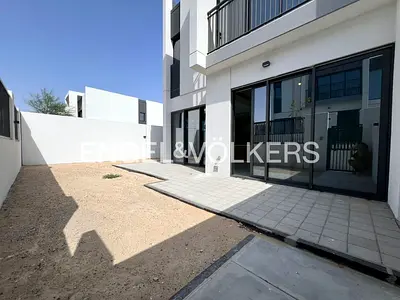Single Row | Private Garden | Family Friendly
