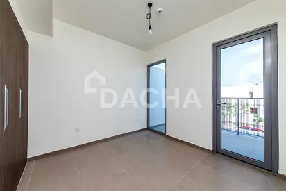 Single Row | Close to Amenities | 6 Cheques