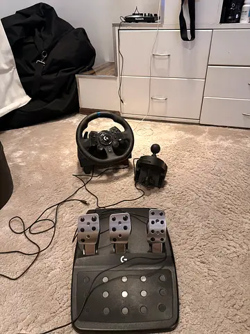 Logitech racing wheel + pedals and shifter