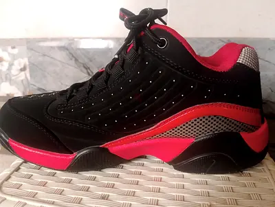 Black and Pink Athletic Sneakers - Size 8, Light Use0