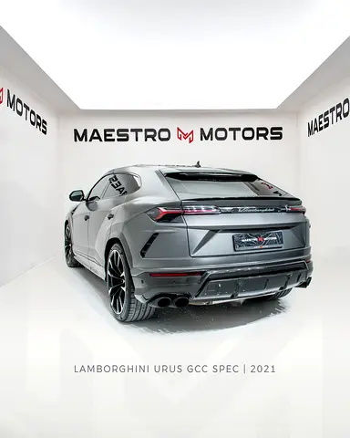 2021 Lamborghini URUS — фото 5