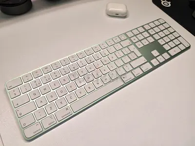 Apple Magic Keyboard with Touch ID  Numeric Keypad (Mint Green)