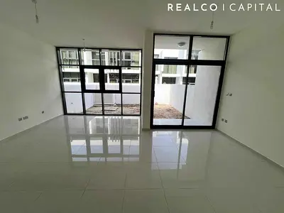 AMAZING / BIG / LIVING / HALL / 3BEDROOM / PLUS / MAID