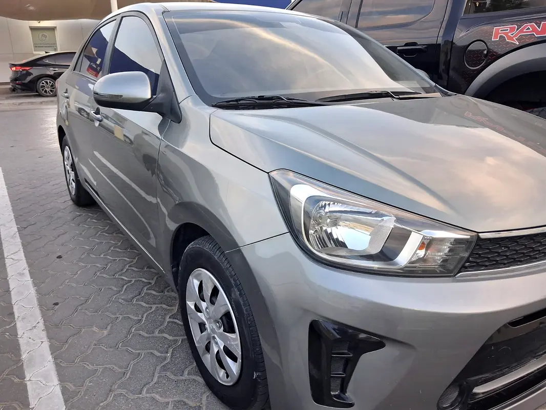 Kia Pegas 2020 — photo 1 of 18