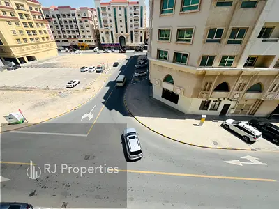 NO COMMISSION CLOSES TO PARK LUXURY AND VERY SPACIOUS 2BHK WITH OPEN VIEW BALCONY WITH COVER PARKING FULL FAMILY BULDING JUST 50k