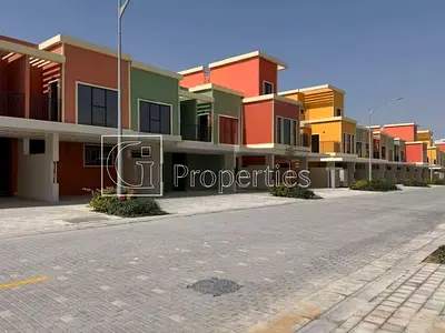 Single Row | Vastu | Close to Amenities
