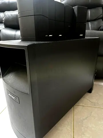 Bose Acoustimass Home Speaker System with Subwoofer (Good Condition)