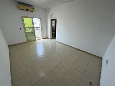 اجمل السقق بااقل الاسعار _ غرفه وصاله _ عدد 2 بلكونه اطلاله بحر الخور _ موقع حيوي سهل المخرج الي دبي والشارقه