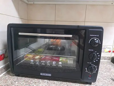 Black  Decker Countertop Oven – Bought New, Single User, Excellent Working Condition