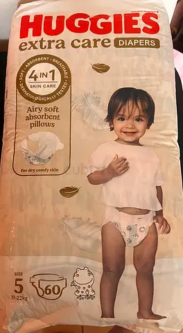 Huggies Extra Care Size 5 Diapers – Pack of 60 (Good Condition), 3 packs