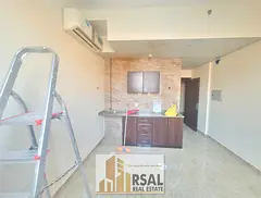 Specious Studio/Family Building/Open Kitchen/Near Ambassador School