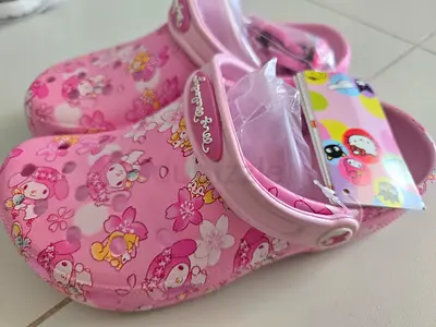 My Melody Pink Crocs-style clogs