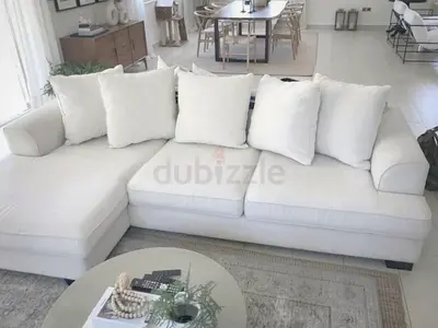 The One Kingston L shape sofa beige Light beige L-shaped fabric sofa with chaise - Good condition