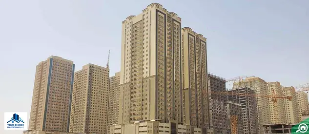 لإيجار شقة غرفتين وصالة (2BHK) في إمارات سيتي تاور جولد كرست   فرصة مميزة للسكن في موقع هادئ ومريح، مع سهولة الوصول إلى شارع محمد بن زايد، مما يوفر لك
