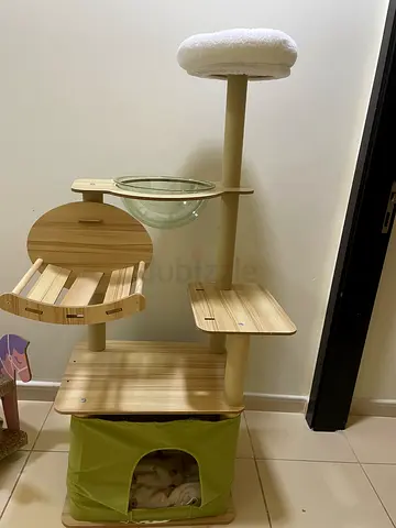 Wooden cat tree with platform, hammock and scratching post - good condition