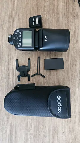 Godox V1 N for NIKON Round-Head Camera Flash with Case and Accessories