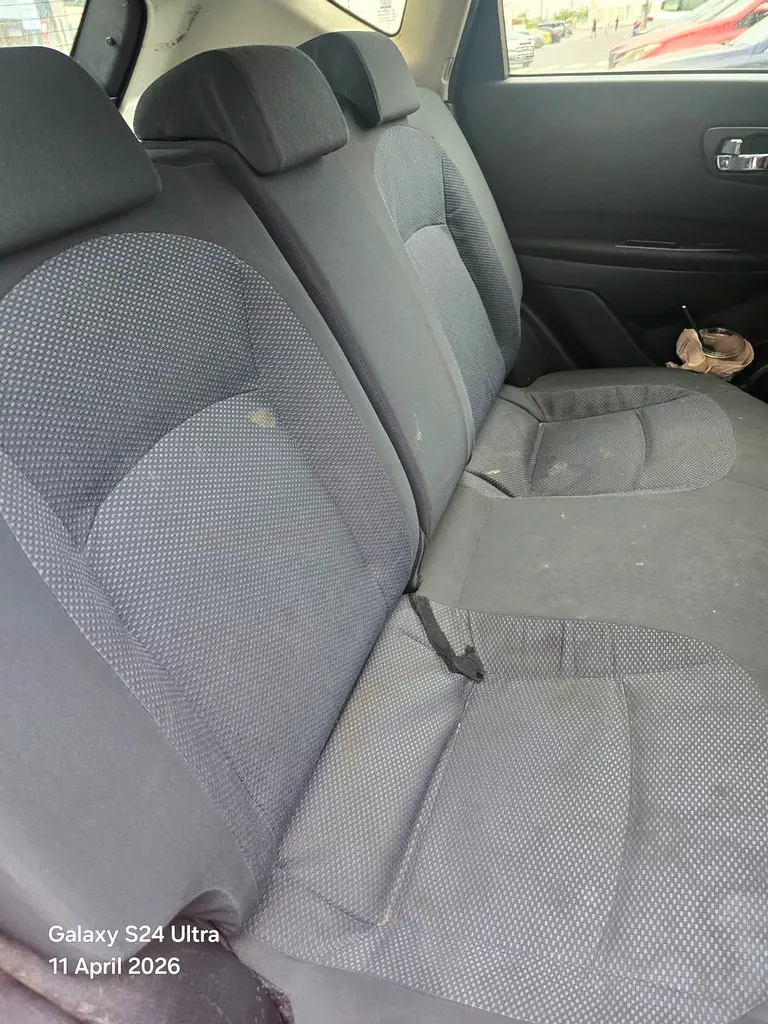 Nissan Qashqai 2012 — photo 1 of 9