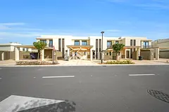 Luxury 3BR+Maid TH | Beach Steps | Poolside Views!