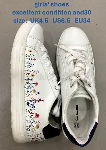 Girls fashion lace-ups, white with flowers