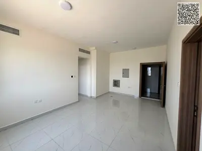One-bedroom apartment with a living room and two bathrooms, brand new (first tenant), featuring modern finishing and a stylish design. Located in a pr