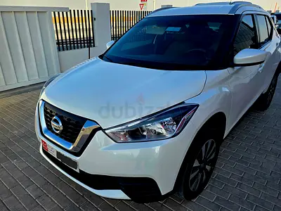 Nissan Kicks Low mileage Leather seats Parking Camera Chrome wheels