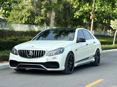 Mercedes-Benz E 300 2016, American Specs