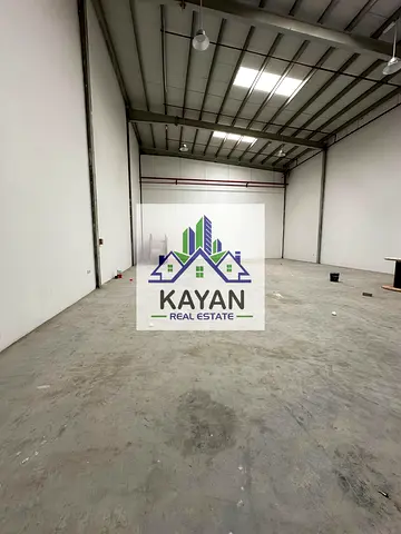 شبرة للإيجار مساحه 3500 قدم - بكهرباء 25 كيلو واط  - داخل الشبرة مكتب إداري وحمام - متوفر سكن عمال