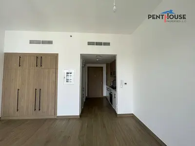 Pool View | Fully Fitted | Prime Location