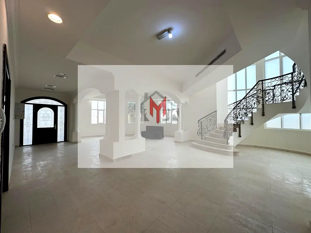 PVT ENTRANCE 5 MBR VILLA W/ BIG FRONT YARD & BACK YARD