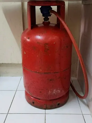 Urgent Sale - Used Red LPG Gas Cylinder with Hose