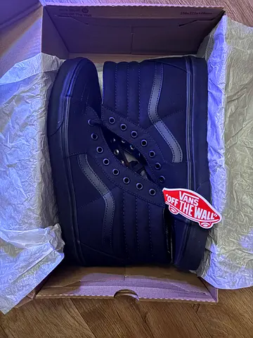 Triple Black Vans SK8 high sneaker - size 44.5, BRAND NEW, full original