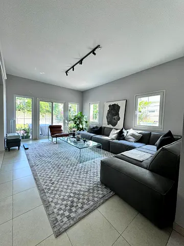 Carpet 250cm x 350cm