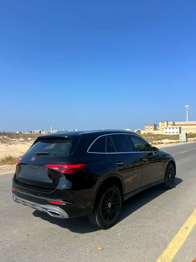 Mercedes-Benz GLC-Class 2024 — photo 1 of 9