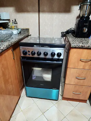 4 Gas Burners Cooker