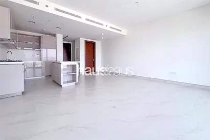 Mid Floor | Vacant on Transfer | Downtown Views