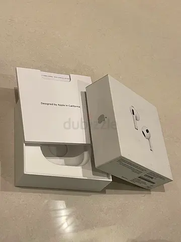 Selling ONLY box in good condition (real)